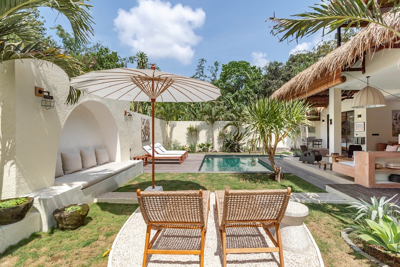 Villa Jodoh Main