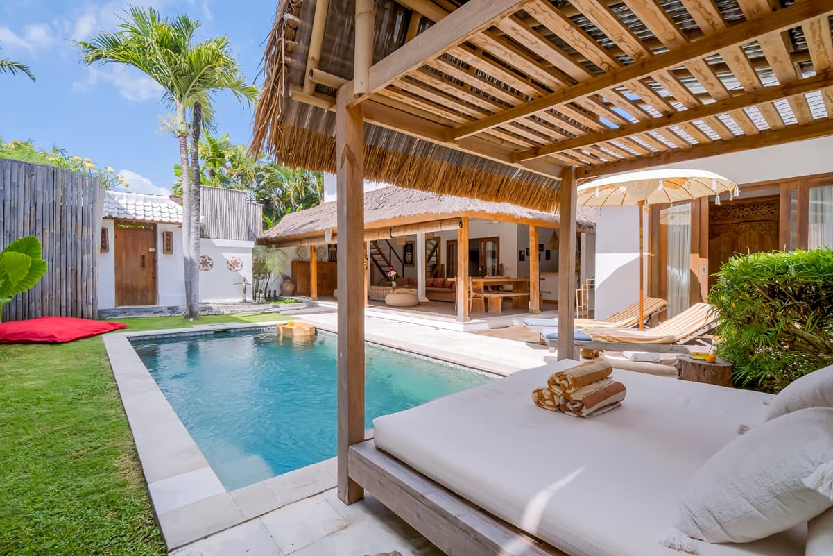 Villa Waterlily Main