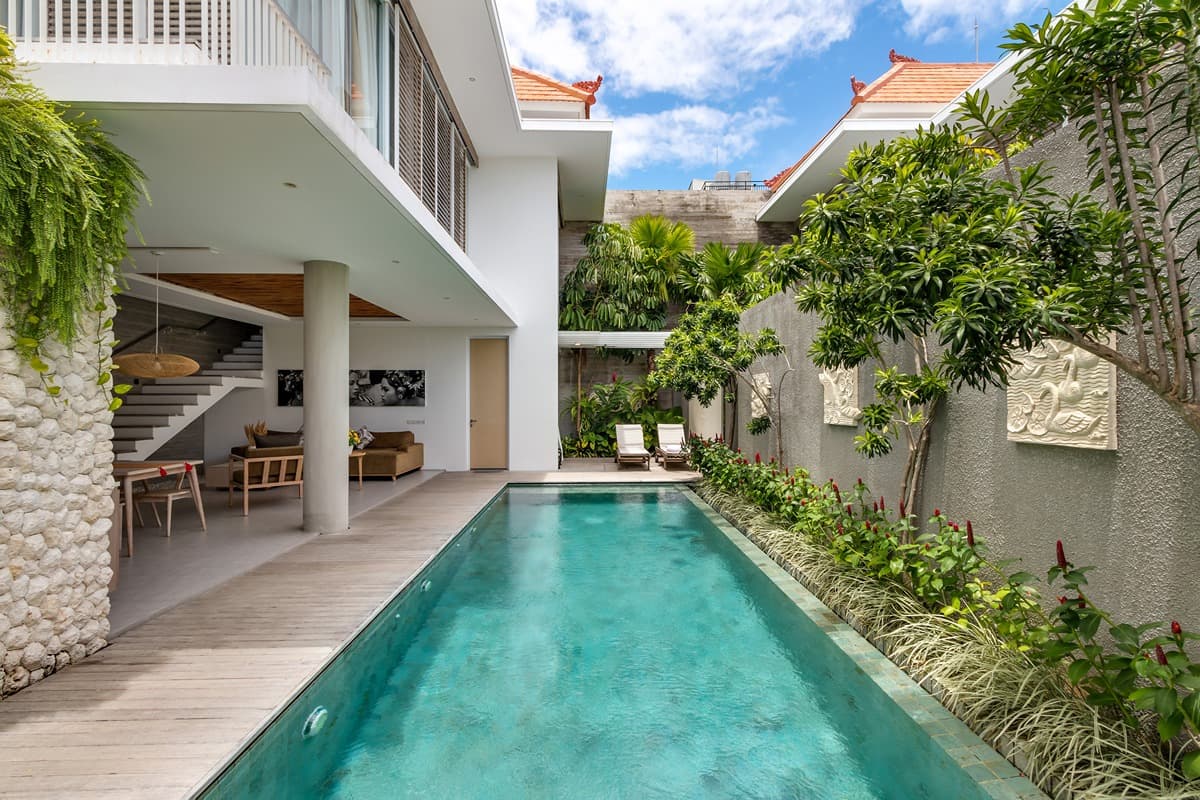 Swan Villa 2 Main