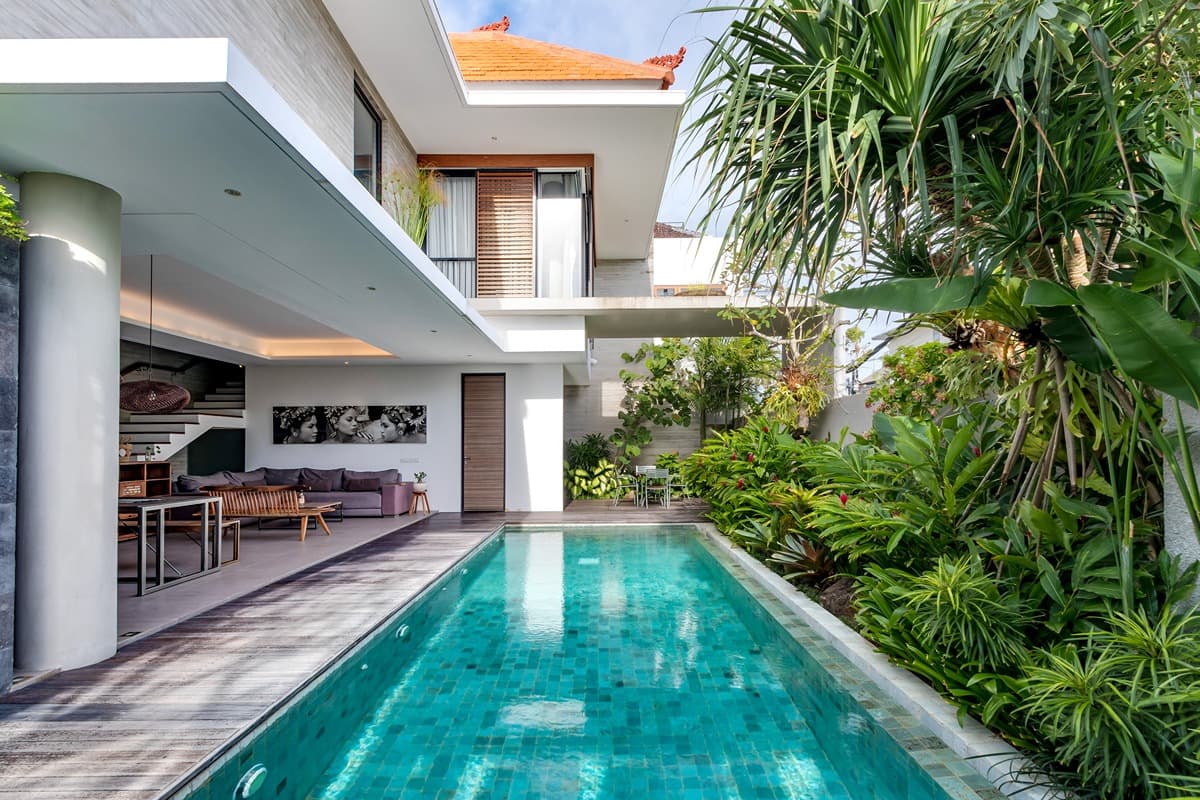 Swan Villa R Main