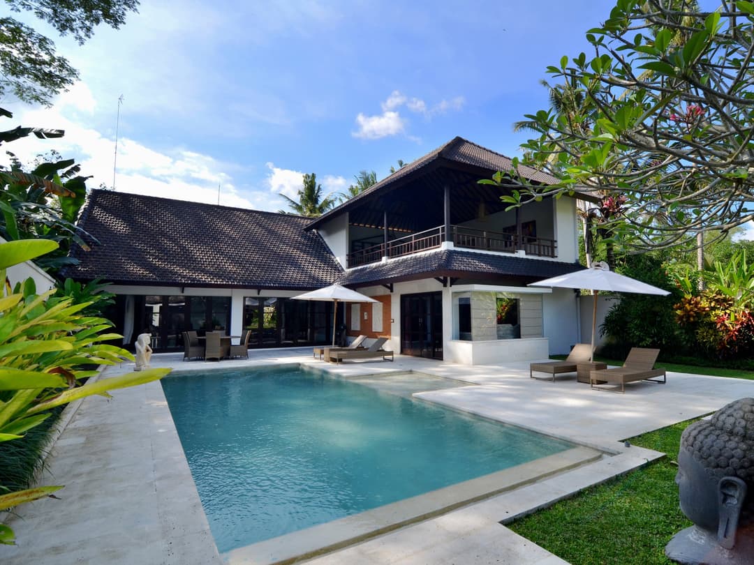 Villa Candi Kecil Empat