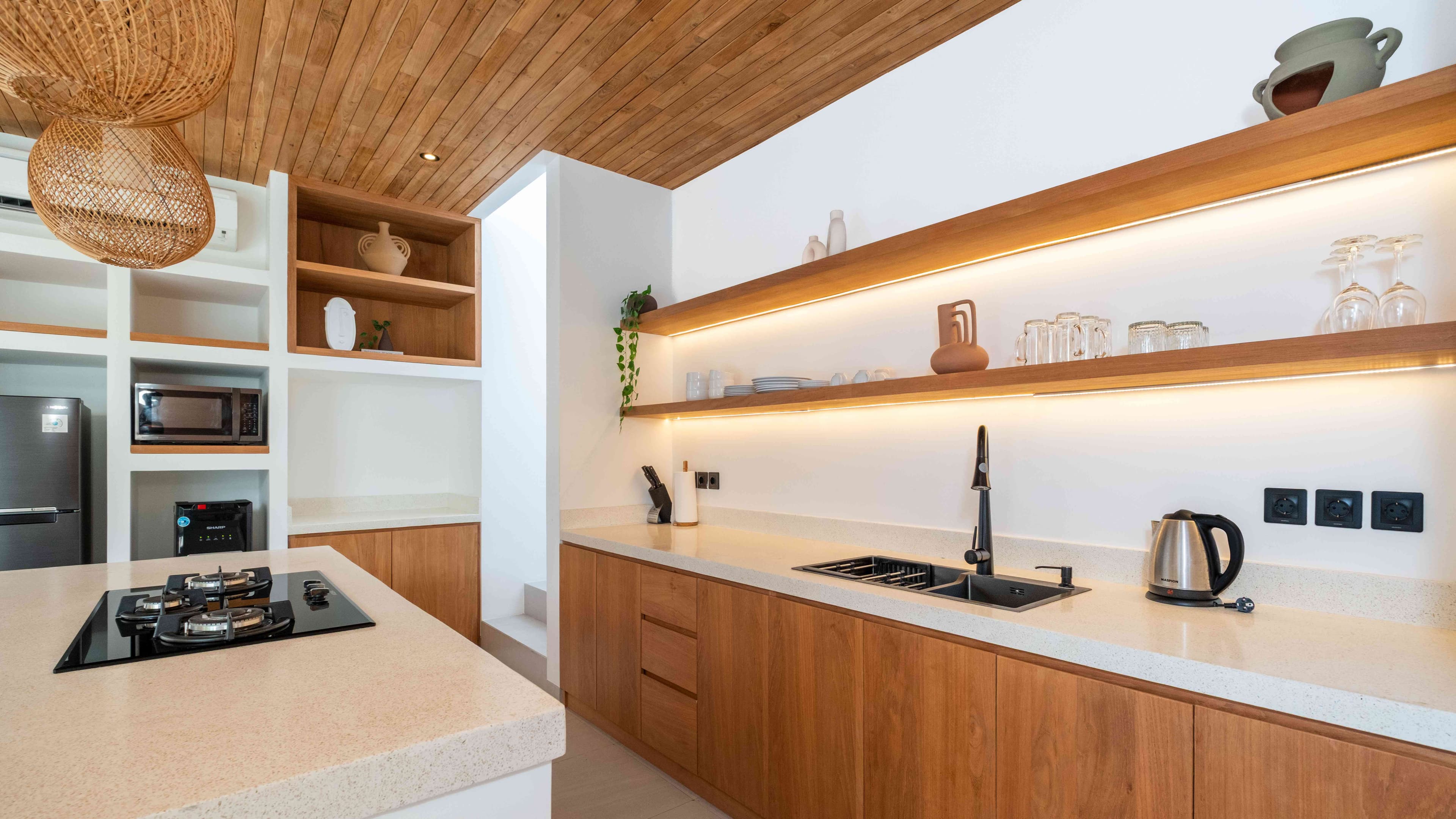 Loona Palm 1 Detail 2