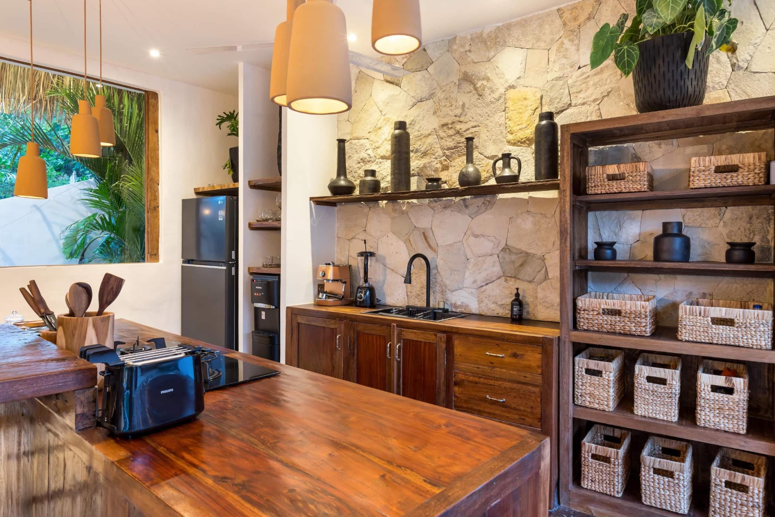 Kuwum Complex 3 Detail More