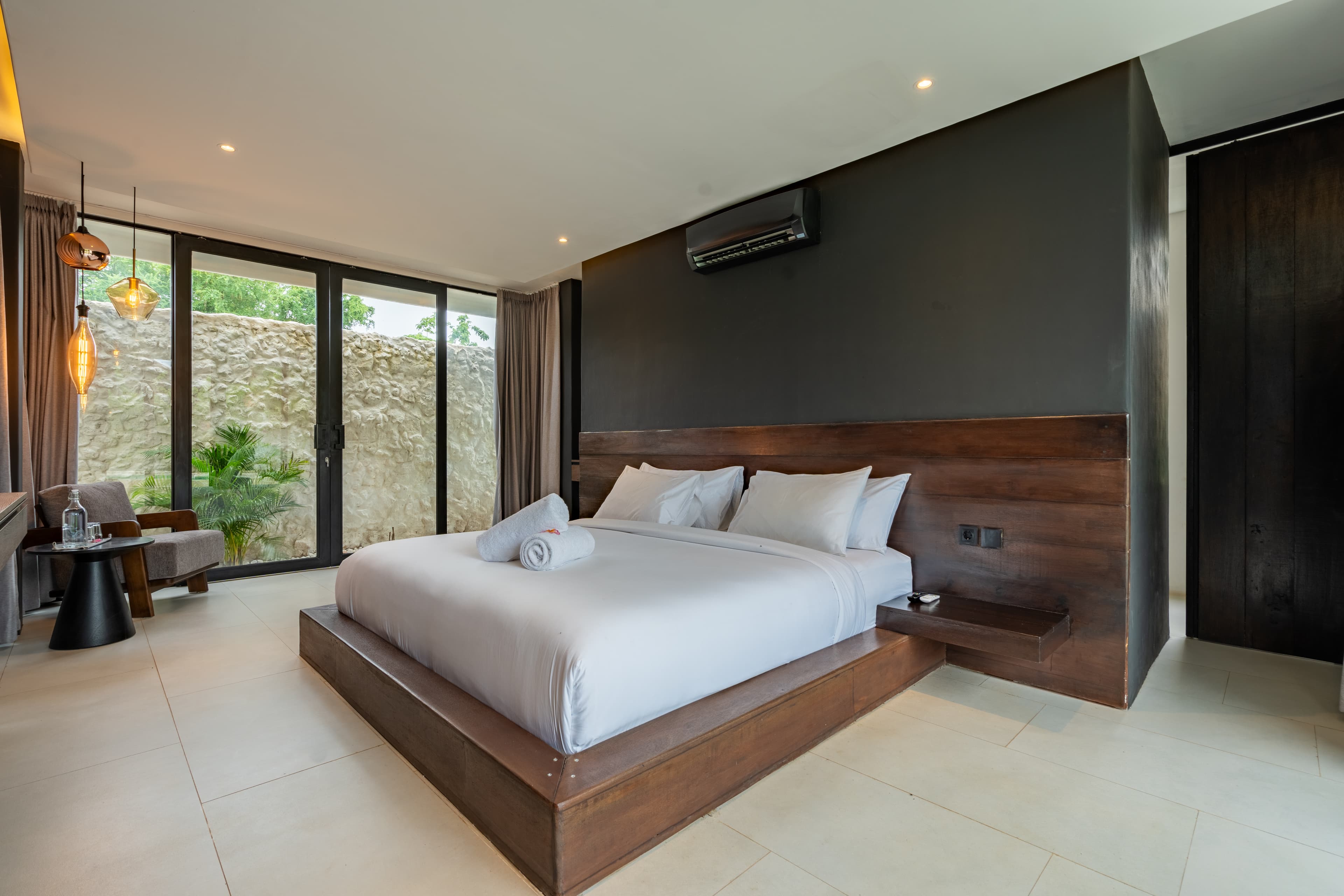 Villa Akua Detail Photo