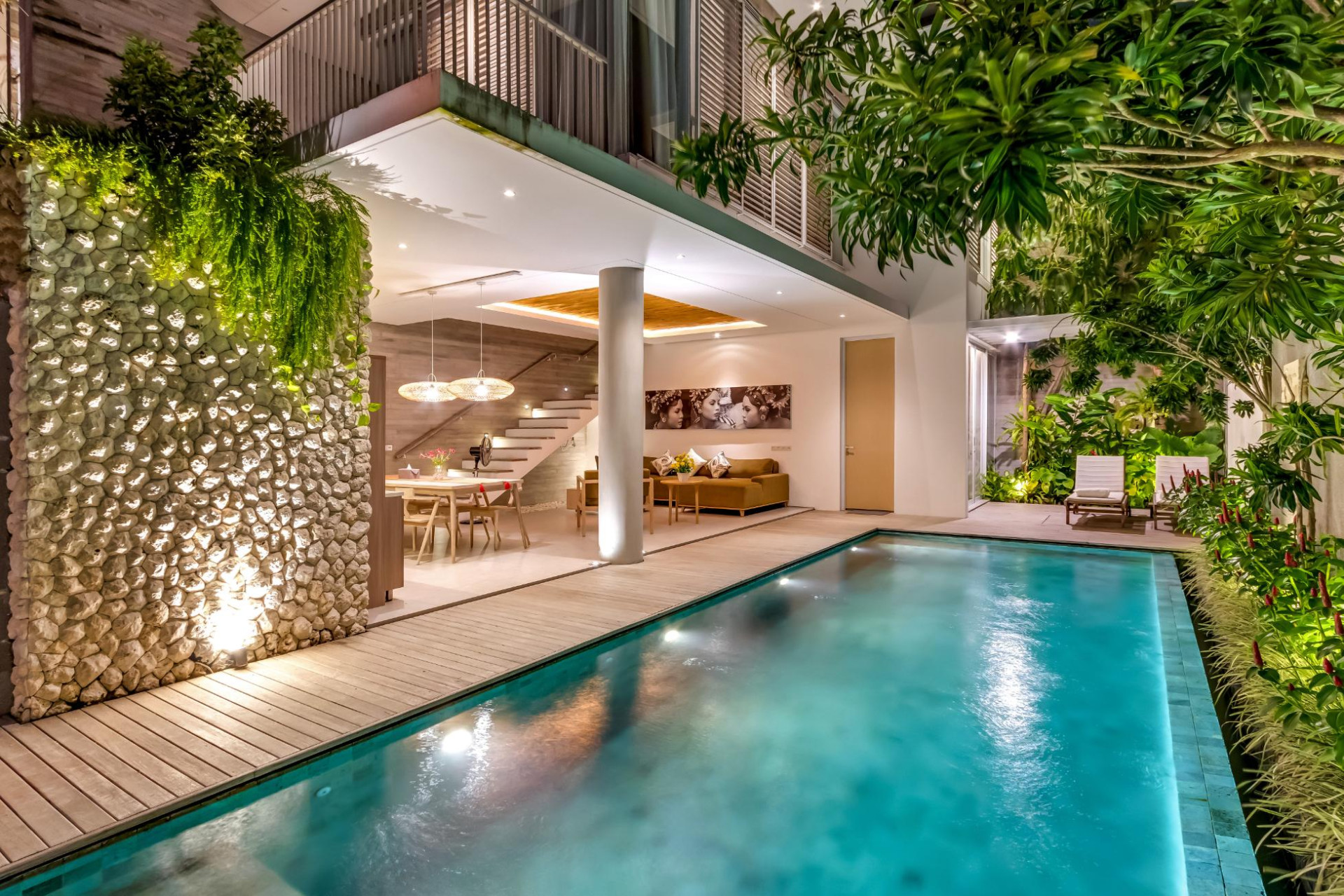 main_image_Swan_Villa_2